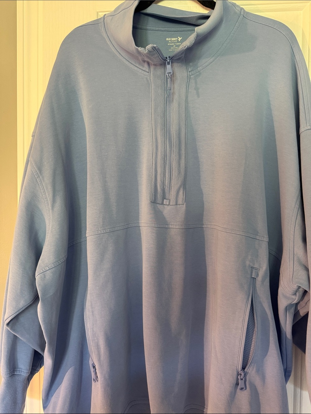 Old Navy Dynamic Fleece - Picture 3 of 3